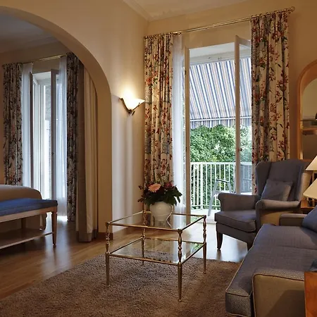 Bad Schachen Szálloda 4*